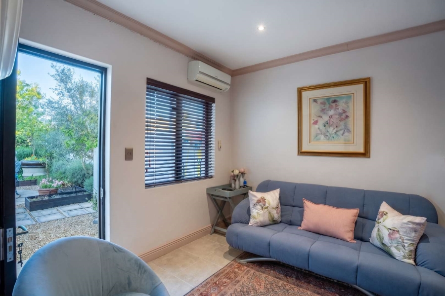 4 Bedroom Property for Sale in Croydon Western Cape